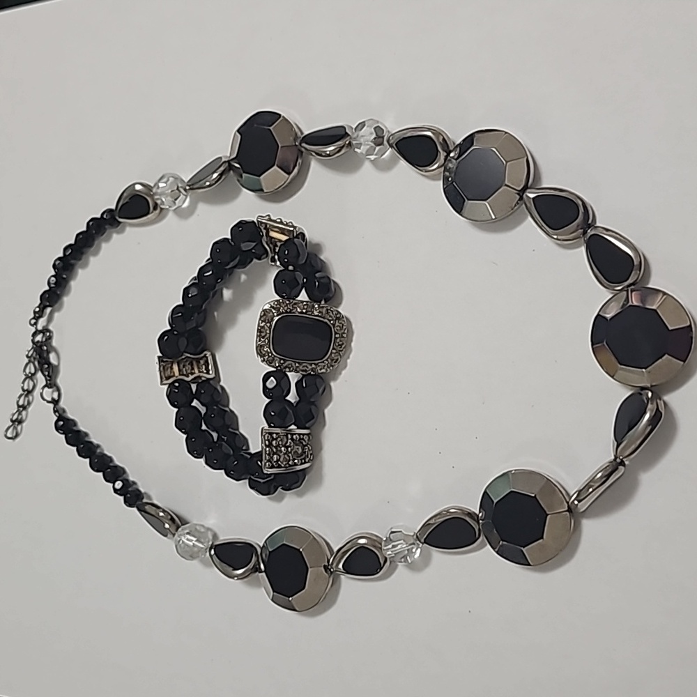 Necklace & Bracelet Set